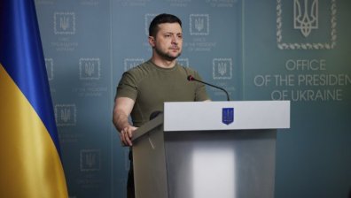 Издават сборник с речи на Володимир Зеленски във Франция