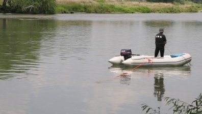 Спасители търсиха мъж в река Марица, откриха го мъртъв в семеен имот