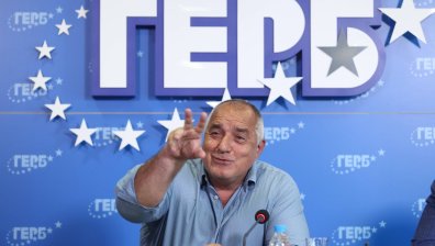 15 години начело на ГЕРБ и 3 пъти премиер: Борисов остава на политическата сцена