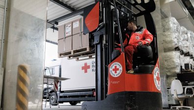 Червеният кръст съкращава 1500 длъжности, средствата не достигат