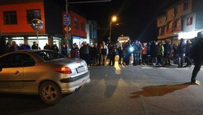 Жители на Нови Искър протестираха заради винетките (Обновена)