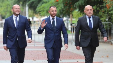 От "Продадена ли е София?" до "екзотично предложение" - как политиците реагираха за Хекимян?