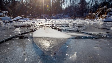 Облачен и ветровит петък, в събота и неделя ще превали