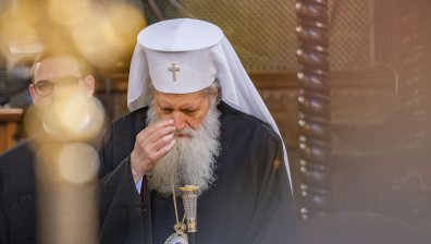 Патриарх Неофит е приет в болница