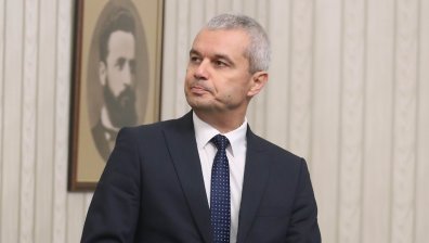 "Възраждане" готви референдум за еврото, конференция в мол се размина на косъм от сблъсъци