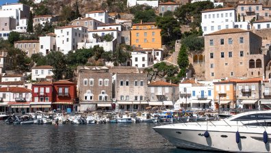 Цената на морския транспорт в Гърция ще скочи с 40% през 2025 г.