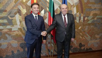 Какво си казаха външните министри на България и Северна Македония?