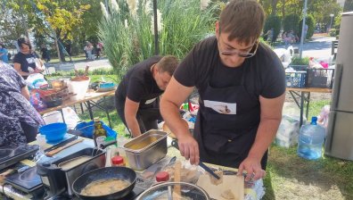 Фестивалът на рибата и виното в Бургас - каква е тайната на вкусната чорба?