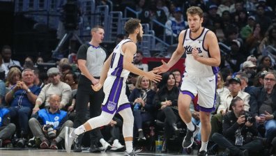 Везенков със силно завръщане, "Сакраменто" надви "Юта Джаз"