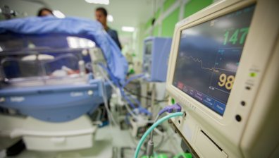 Лекари спасиха родилка с тежка тромбоза и подариха живот на здраво бебе