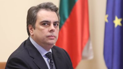 Асен Василев: Реалистично е България да влезе в Еврозоната от 1 юли 2025 г.