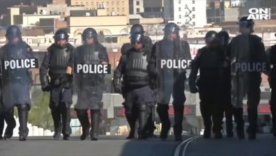 Тръмп заплаши мигрантите, струпани на границата с Мексико