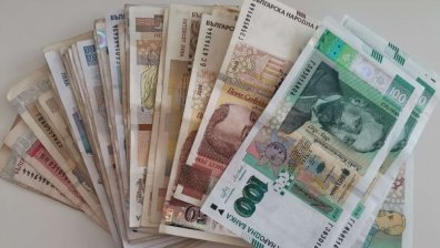 Мъжете в България получават по-високи заплати от жените, разликата е драстична