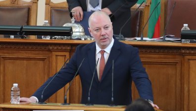 Росен Желязков към МО: Защо депутатите не бяха поканени на Богоявление?