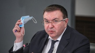 Проф. Костадин Ангелов: Новият график ще компрометира темпото на ваксинация