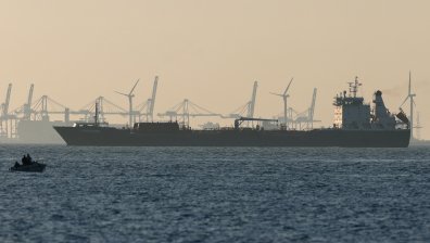 Иран заплаши да атакува кораби в Червено море