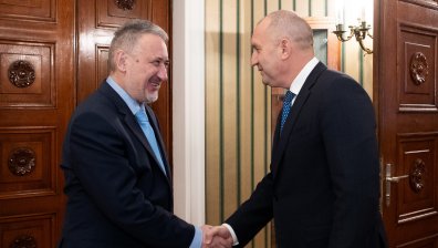 Румен Радев призова РСМ да преустанови езика на омразата