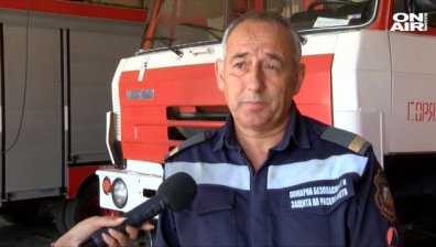 Най-възрастният пожарникар в България 36 години се бори с огнените стихии