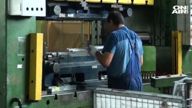 433 хил. държавни служители с 10% увеличение на заплатата