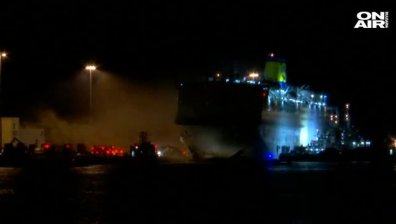 Пожар избухна на гръцки ферибот с над 1000 души на борда, няма жертви