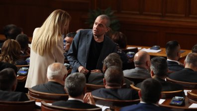 Броенето започва отначало - кой ще подкрепи кабинет на Асен Василев?