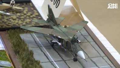 Изложба: Военната техника на България в умален вариант 