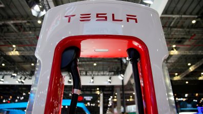 Акциите на Tesla през третото тримесечие паднаха с близо 6%