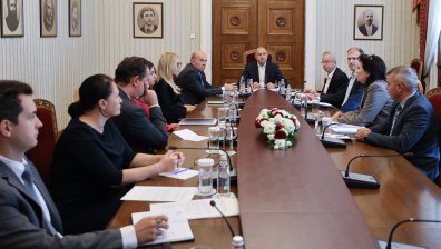 Радев: Договорът с РСМ трябва да води до устойчиви резултати във взаимоотношенията