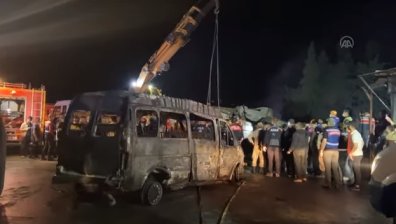 Голяма трагедия в Турция: 12 загинали и над 30 в болница след верижна катастрофа (+ВИДЕО)