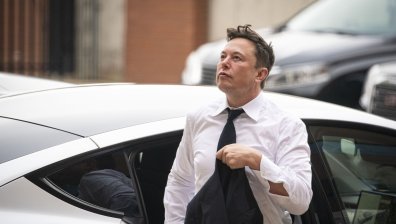 Мъск плаши борда на директорите на Twitter: Ще ви намаля заплатите на $0