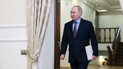 Путин печели президентските избори в Русия с близо 88%