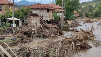 След потопа в Карловско - местната власт с призив, собственици са изоставили къщите си