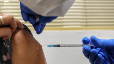 Има ли дълготрайни странични ефекти от ваксините?