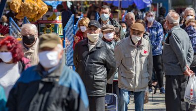В топ 5 сме на най-песимистичните държави, половината българи очакват по-лоша 2022 г.