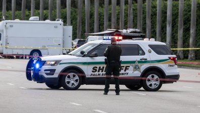 Агенти на Сикрет Сървис застреляха въоръжен мъж в имение на Тръмп във Флорида
