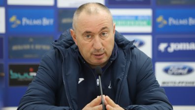 Станимир Стоилов е близо до нов клуб в чужбина