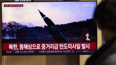 Северна Корея изстреля балистична ракета към Японско море