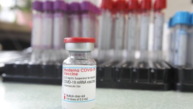 Ново изследване показа колко дълго сме защитени с ваксините на Pfizer и Modernа