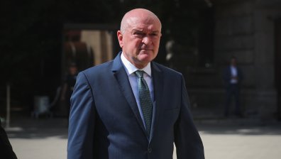 Димитър Главчев: Няма актуална заплаха за България заради ситуацията в Близкия Изток
