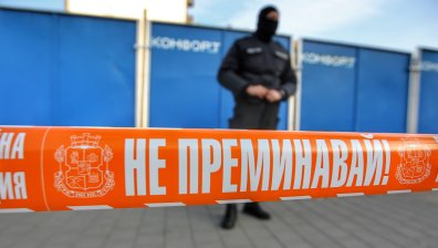 Арматура затрупа строителни работници, единият е починал
