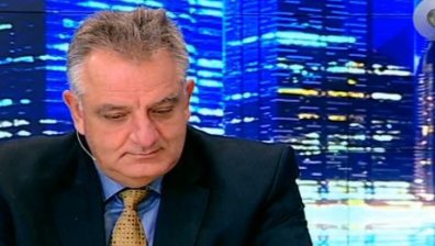 Защо поевтиняването на петрола не води до реципрочен спад на цената на бензина