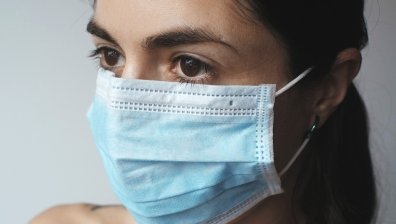 В кои случаи следите от вируса може да се проявяват с години?