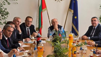 ДПС на Доган: Българският парламент заглушава алтернативните гласове