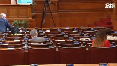 Първи реакции за името "Северна Македония" и у нас