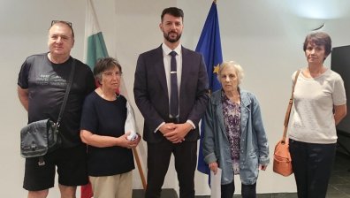Върнаха 54 хил. евро на петима пострадали от телефонни измами