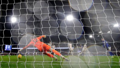 Аутсайдерът "Ипсуич" победи "Челси" с 2:0 след драма с VAR