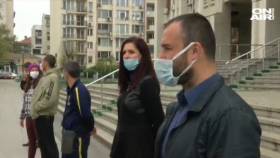 Бургазлии се събраха на мълчаливо бдение в памет на Милен Цветков
