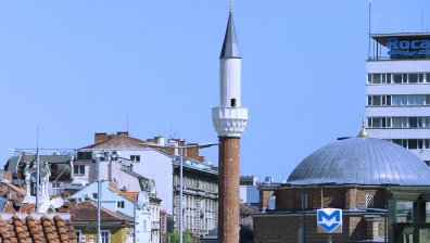 Мюсюлманите ще се молят от вкъщи през Рамазана, джамиите - затворени