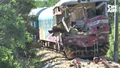 Пътници във влака са паднали на земята при удара в камиона