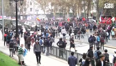 Батални сцени на студентски протест 